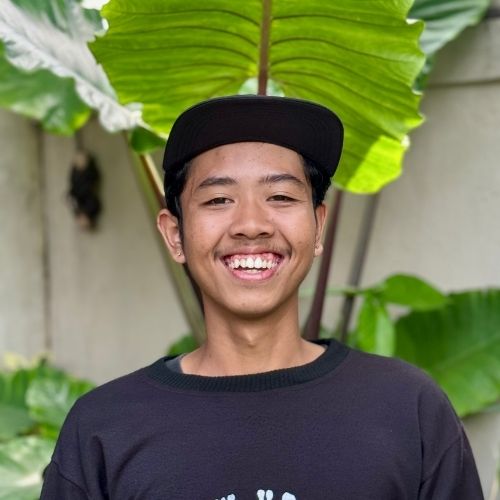 Dede from our Ubud team