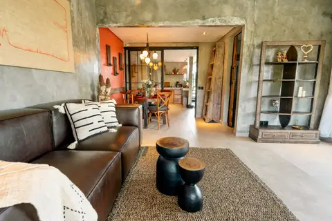 Joglo Hati: sofa corner in the living room