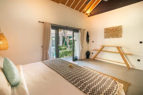 Villa Mint Satu: first bedroom with glass doors